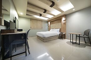 Suwon Haenggungdong Sunstar Motel