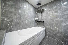 Suwon Haenggungdong Sunstar Motel