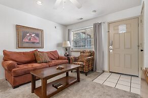 Swansons King Suite - 1.5 Miles From Branson