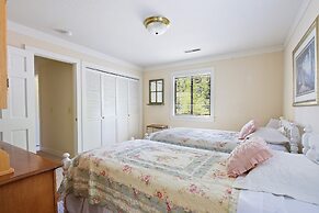 Tahoe Highlands Hideaway