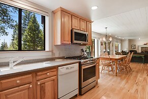 Tahoe Highlands Hideaway
