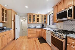 Tahoe Highlands Hideaway