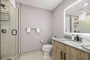Coda on Half, a Placemakr Experience - Navy Yard