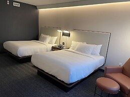 Courtyard by Marriott Montreal Midtown