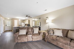 Lounging on the Lane