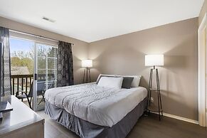 Lounging on the Lane