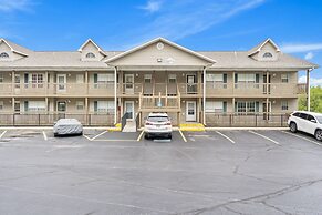 Lounging on the Lane