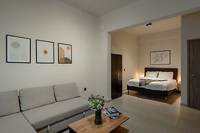 Galio Suites Airport by Airstay