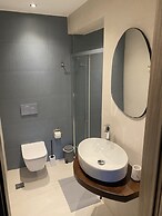 Galio Suites Airport by Airstay