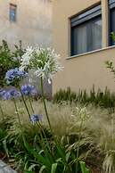 Galio Suites Airport by Airstay