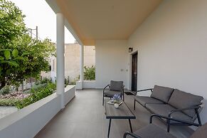 Galio Suites Airport by Airstay