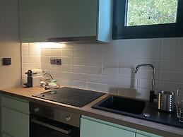 Galio Suites Airport by Airstay