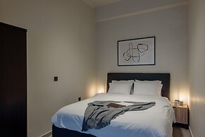 Galio Suites Airport by Airstay