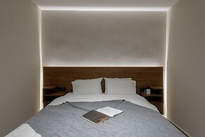 Galio Suites Airport by Airstay