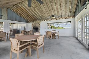 The Sportsman's Lodge & Marina