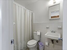 The Sportsman's Lodge & Marina