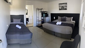 The Seaview Tavern Motel