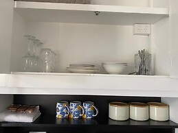 The Seaview Tavern Motel