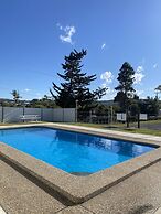 The Seaview Tavern Motel