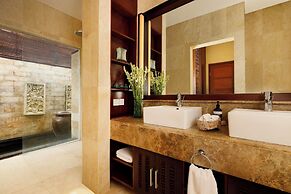 VIlla Nagasutra by Nakula