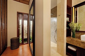 VIlla Nagasutra by Nakula