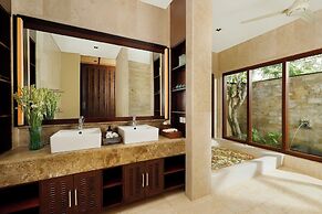 VIlla Nagasutra by Nakula