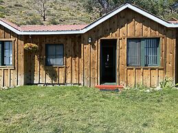 Tioga Lodge At Mono Lake