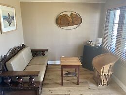 Tioga Lodge At Mono Lake