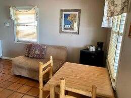 Tioga Lodge At Mono Lake