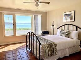 Tioga Lodge At Mono Lake