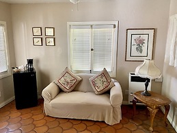 Tioga Lodge At Mono Lake