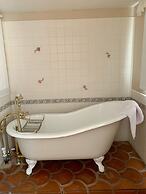 Tioga Lodge At Mono Lake