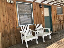 Tioga Lodge At Mono Lake