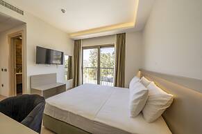 Olive Tree Gündoğan