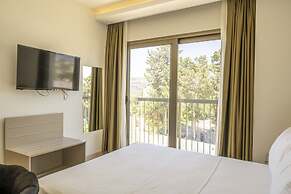 Olive Tree Gündoğan