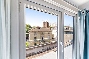No 4 Georgian Shared House - By Clifton Short Lets