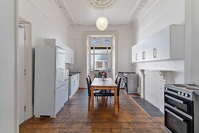 No 4 Georgian Shared House - By Clifton Short Lets