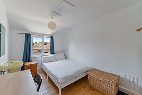 No 4 Georgian Shared House - By Clifton Short Lets