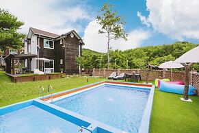 Gyeongju Themandi Pension