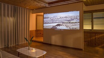 Gyeongju Themandi Pension