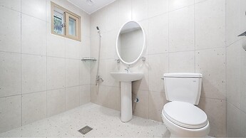 Gyeongju Themandi Pension