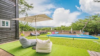 Gyeongju Themandi Pension