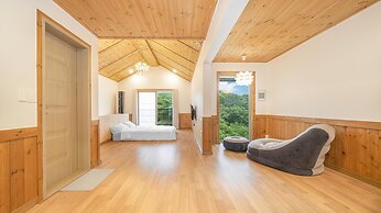 Gyeongju Themandi Pension