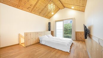 Gyeongju Themandi Pension