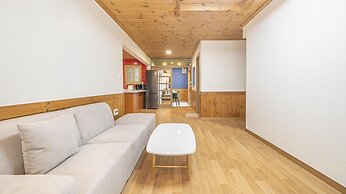 Gyeongju Themandi Pension