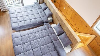 Gyeongju Themandi Pension