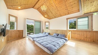 Gyeongju Themandi Pension