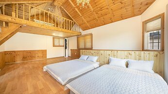 Gyeongju Themandi Pension