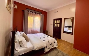 Malachite Apartments