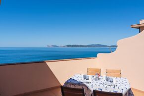 Sea Front Terrace Marco Polo